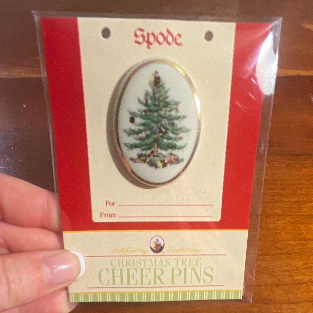 Spode Christmas Tree Porcelain Oval Brooch Pin Multicolor 40PIN007